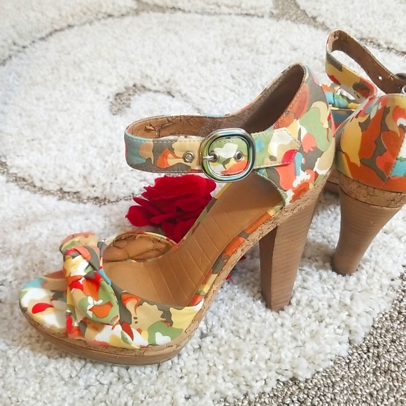 Gianni Bini floral cork style stiletto 6.5 - Picture 8 of 12